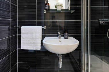 Classic En-suite In A 4-bed Flat, The Mews, Glanville Road, Iffley, Oxford - Image 3