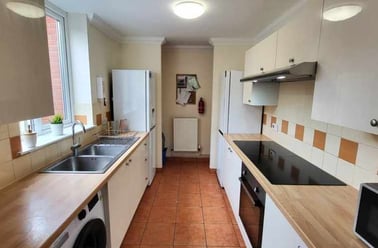 384 Bowthorpe Road, Earlham, Norwich - Image 3