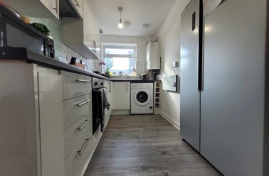 Roath, Plasnewydd, Cardiff - Image 3