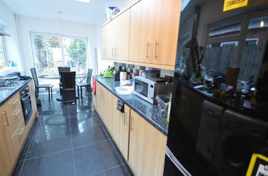 Warwards Lane, Stirchley, Birmingham - Image 3