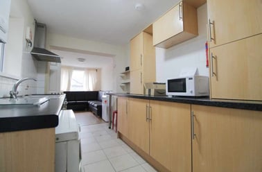 Treforest, Pontypridd - Image 2