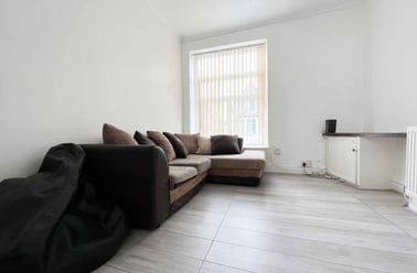 Cathays, Plasnewydd, Cardiff - Image 2