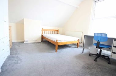 Cathays, Plasnewydd, Cardiff - Image 3