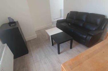 N/A, Adamstown, Cardiff - Image 3