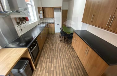 Kirby Road, City Centre, Leicester - Image 3