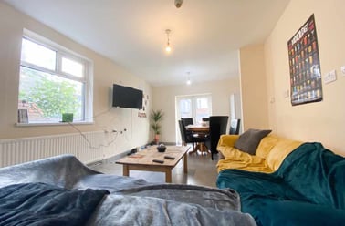 Cathays, Plasnewydd, Cardiff - Image 2