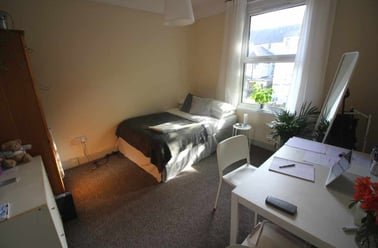 Cathays, Plasnewydd, Cardiff - Image 3