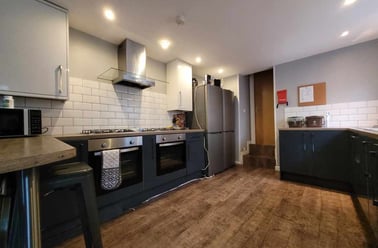 Cathays, Plasnewydd, Cardiff - Image 2