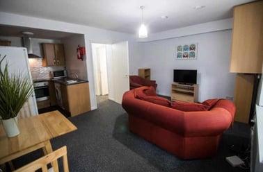 Clarkehouse Road, Broomhall, Sheffield - Image 2