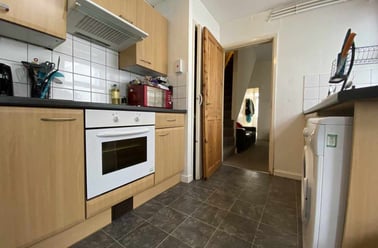 Roath, Plasnewydd, Cardiff - Image 2