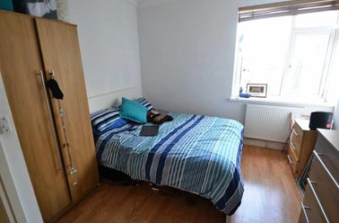 Roath, Plasnewydd, Cardiff - Image 3