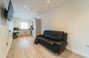27a Oak Tree Lane, Selly Oak, Birmingham - Image 3