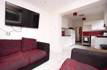 Oak Tree Lane, Selly Oak, Birmingham - Image 2