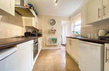 Roath, Plasnewydd, Cardiff - Image 3