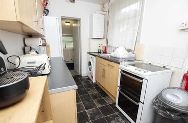 Warwards Lane, Selly Park, Birmingham - Image 3