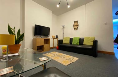 Cathays, Cardiff - Image 2