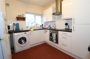 Cathays, Cardiff - Image 3