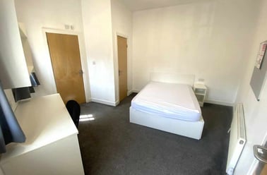 Newarke Street, City Centre, Leicester - Image 2