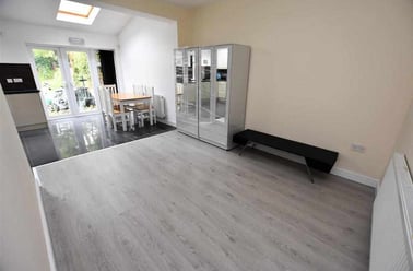 Warwards Lane, Selly Park, Birmingham - Image 2