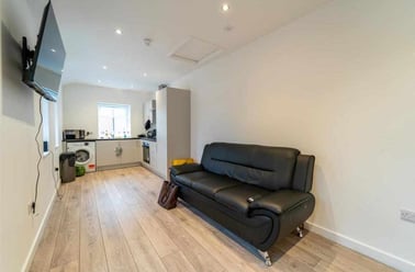 Oak Tree Lane, Selly Oak, Birmingham - Image 3