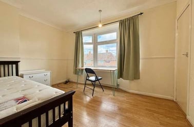 Beverley Road, Earlham, Norwich - Image 3