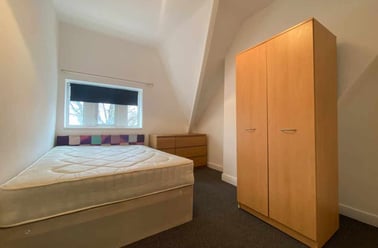 Roath, Plasnewydd, Cardiff - Image 3