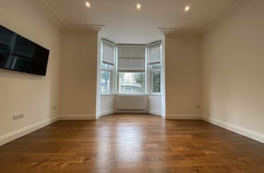 Roath, Adamstown, Cardiff - Image 2