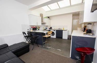 251 Tiverton Road, Selly Park, Birmingham - Image 2