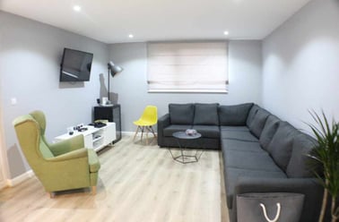 Cathays, Cardiff - Image 2