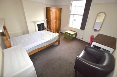 St. Leonards Road, Clarendon Park, Leicester - Image 3