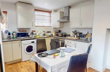 White Friars, Highfields, Leicester - Image 3