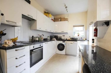 Raddlebarn Road, Selly Park, Birmingham - Image 3