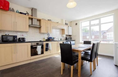 Raddlebarn Road, Selly Park, Birmingham - Image 2