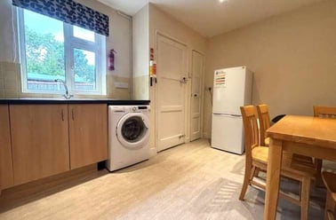 Wycliffe Road, Earlham, Norwich - Image 2