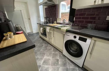 Wordsworth Road, Knighton, Leicester - Image 3