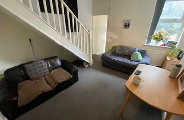 Clarendon Park Road, Clarendon Park, Leicester - Image 3