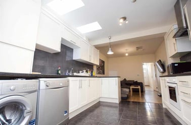 269 Heeley Road, Selly Park, Birmingham - Image 2