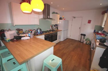 Cathays, Plasnewydd, Cardiff - Image 2