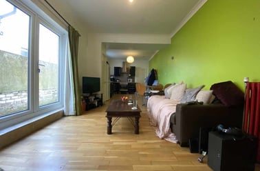 Heath, Gabalfa, Cardiff - Image 2