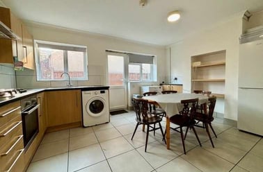 Earlham Green Lane, Clover Hill, Norwich - Image 2
