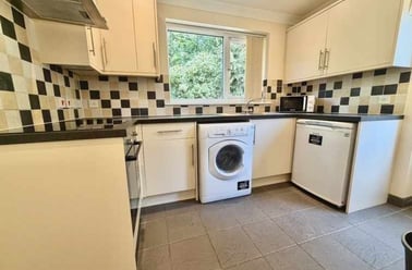Betsy Close, Earlham, Norwich - Image 2