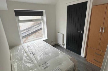  3, 212, Adamstown, Cardiff - Image 2