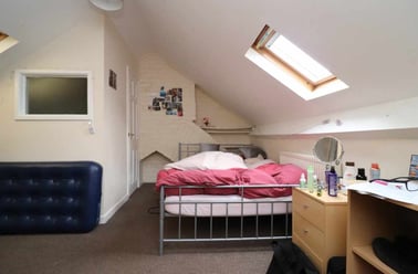 Cathays, Cardiff - Image 2