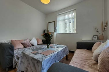 Roath, Plasnewydd, Cardiff - Image 2