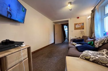 Cathays, Cardiff - Image 2