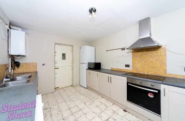 Ladybarn Lane Manchester, Fallowfield, Manchester - Image 2