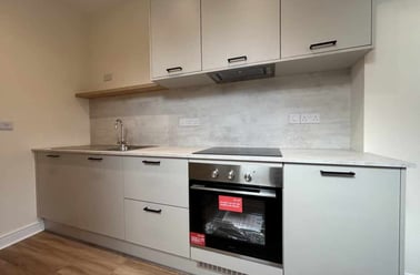 Heath, Maindy, Cardiff - Image 3