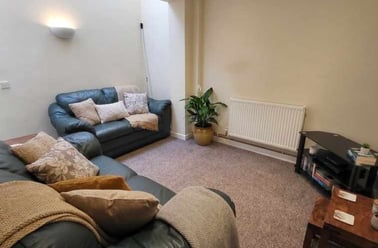 Scarnell Road, Earlham, Norwich - Image 3