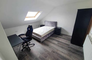  6, 3, Cathays, Cardiff - Image 3