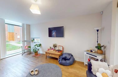 White Friars, Highfields, Leicester - Image 2